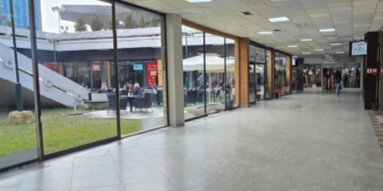 Nga 1 prilli, rriten qiratë për bizneset në Pallatin e Rinisë