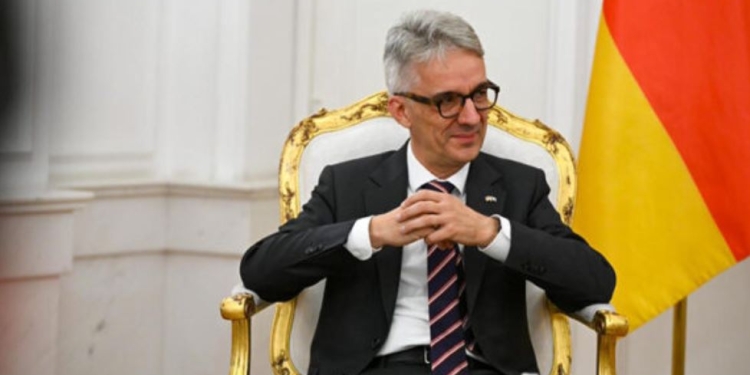 Ambasadori gjerman: Zbatimi i ligjit për të huajt kyç për dialogun dhe rrugën drejt BE-së