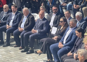 Krusha e Madhe nderon viktimat e masakrës së 1999-ës, homazhe dhe përkujtim solemn