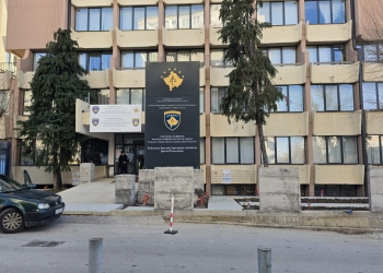 Arrestohen pesë persona të dyshuar për krime lufte në Skenderaj