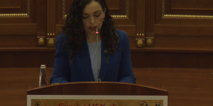 Osmani: Epopeja e UÇK-së është akt themelues i Republikës – Nga aty nisi orteku i lirisë që nuk u ndal më, e u përhap në çdo fshat e qytet