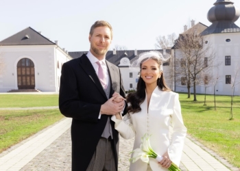 Princ Leka martohet me Blerta Celibashin, Oborri Mbretëror komunikatë zyrtare