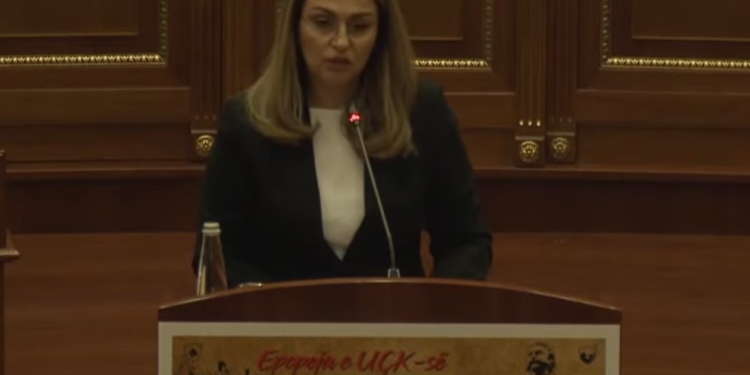 Shqipe Selimi: Kushdo që tenton ta rishkruajë historinë nëpër gjykata, përgjigja jonë e përbashkët është “ne të gjithë jemi Jasharë”