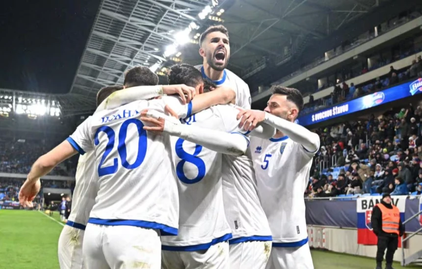 The Guardian: Kosova pranë kualifikimit historik në Botëror, vetëm 10 vite pas pranimit në UEFA dhe FIFA