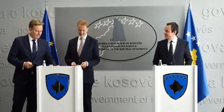 Sorensen mirëpret zbatimin gradual të Ligjit për të Huajt dhe Automjetet në Kosovë