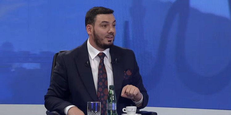 Behar Mjekiqi: Islami nuk bën padrejtësi, traditat shqiptare shpesh i bëjnë padrejtësi vajzave, sidomos pas martesës