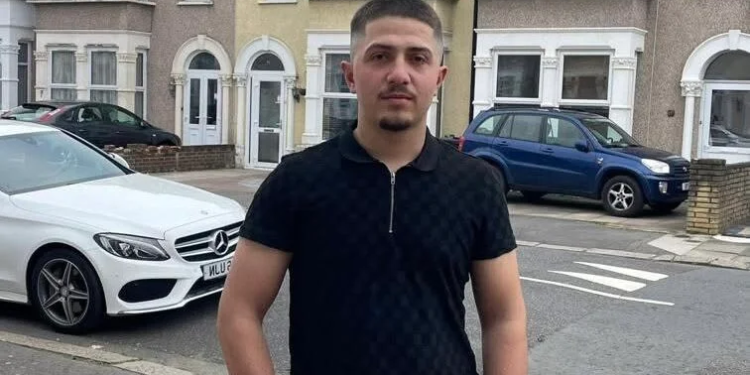 Një 19- vjeçar shqiptar në Angli humb jetën në kantierin e ndërtimit, u rrëzua nga kati i 12