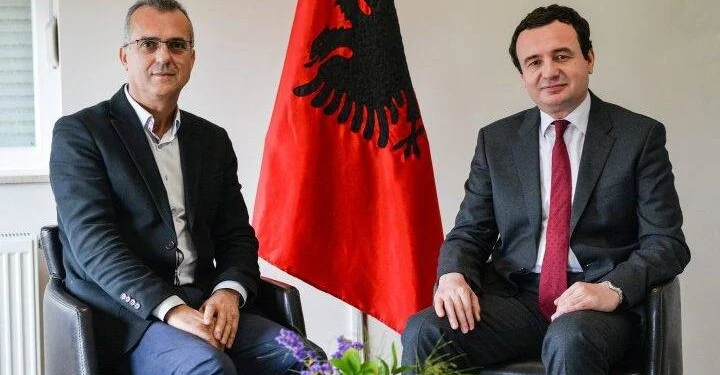 Pretendimi i Enver Dugollit: PDK-ja dhe LDK-ja ishin të prerë që nuk e përkrahin Vjosa Osmanin
