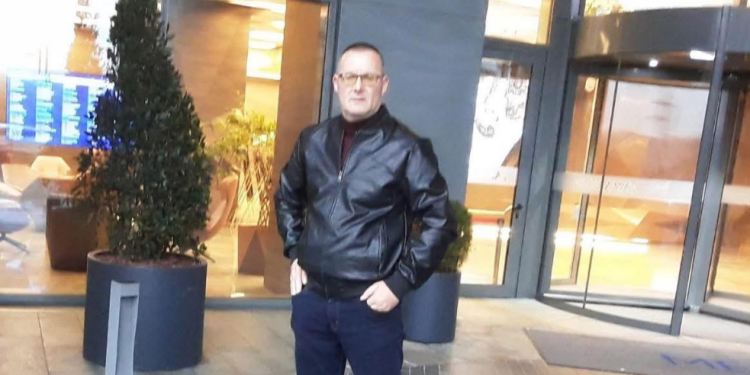 Invalidi i luftës së UÇK-së dhuron veshkën për bashkëshorten