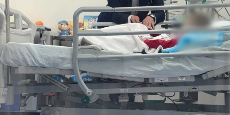 Një muaj paraburgim për prindërit në Lipjan që keqtrajtuan fëmijën 5-vjeçar