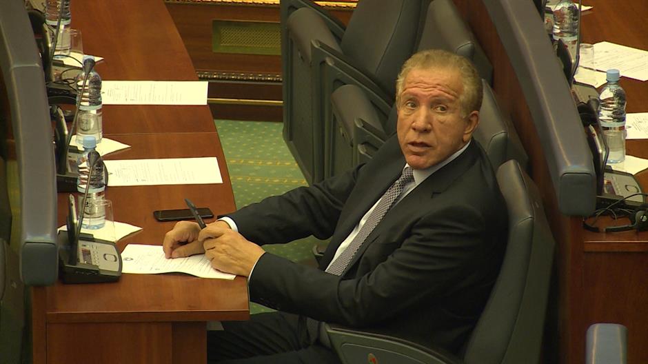 Pacolli: Shkuarja në zgjedhje është tallje me qytetarët