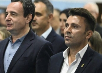 Rrustemi nuk dorëzohet, ua dërgon edhe një mesazh ambasadorëve: Na lini të gabojmë vet