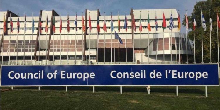 Delegacioni i Këshillit të Evropës viziton Kosovën për të vlerësuar lirinë e medias, takojnë edhe Kurtin