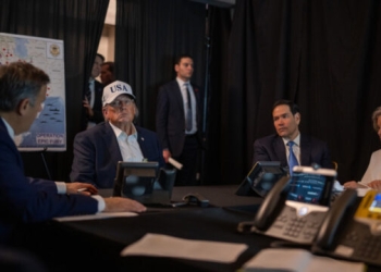 “Operacioni miratohet, fat të mbarë!”- Shefi i ushtrisë amerikane zbulon detaje: Ja si e dha Trump miratimin për bombardimet në Iran