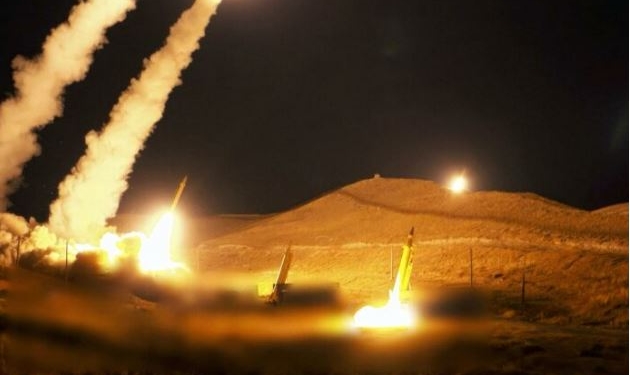 Khorramshahr-4 lëshohet drejt Tel Avivit, CNN: Në qytet ka rënë një raketë e madhe me disa nën-projektila