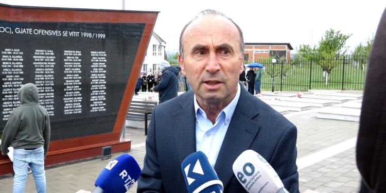 “Kanë granatu mbi shtëpia e kanë masakru njerëz”, ish-ushtari i UÇK-së rrëfen masakrën në Drenicë