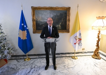 Ambasadori Miftari në Vatikan e konfirmon se u shkarkua nga Albulena Haxhiu
