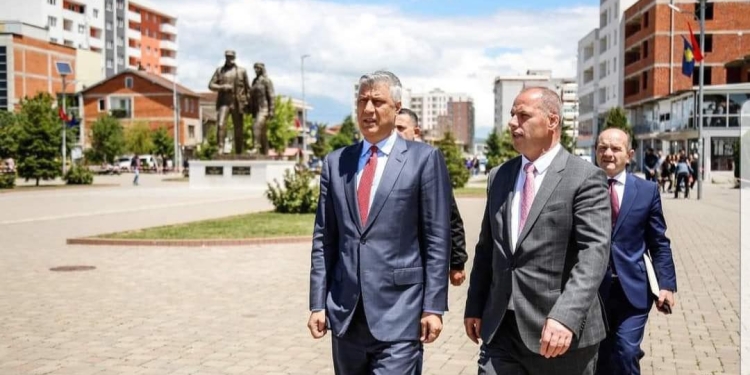 Lladrovci uron Thaçin: Nga Drenica në historinë e Kosovës, një rrugëtim i jashtëzakonshëm