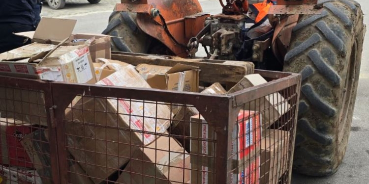 Policia e Kosovës godet kontrabandën në Hodonovc të Kamenicës – sekuestrohen pjesë për traktorë mbi 5 mijë euro