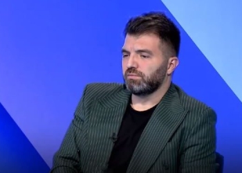 Sadiku: Tentativa e Kurtit duket të jetë – ose ta çojë vendin në zgjedhje, ose të hyjë në koalicion me PDK-në