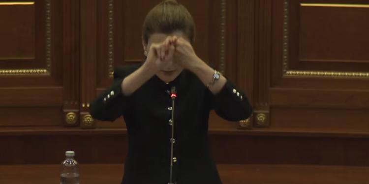 Ymeri-Kusari Lilës: Kryetarit të naftëtarëve ia plotësuat 99% të kërkesave dhe ia punësuat familjarin në Qeveri