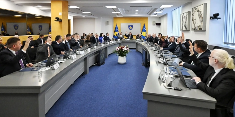 Qeveria mban mbledhje elektronike, miraton këto vendime