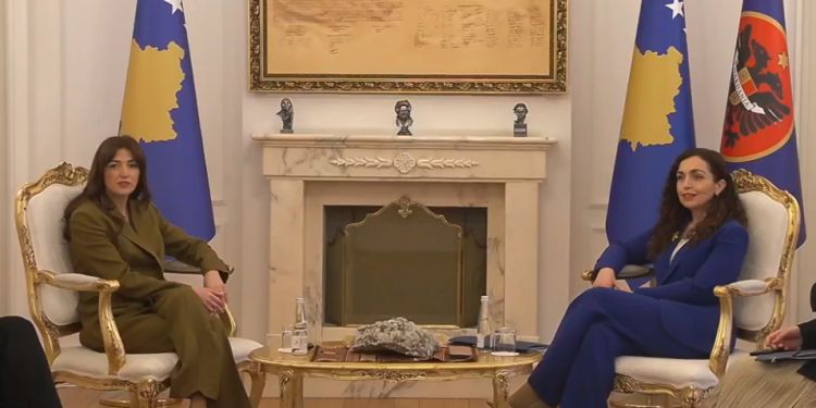 Haxhiu: Deputetët t’i lënë inatet e ta zgjedhin sa më parë presidentin e ri