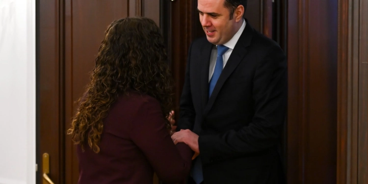 Abdixhiku pas takimit me Osmanin: Darkë miqësore, do të vijmë me lajme të mira