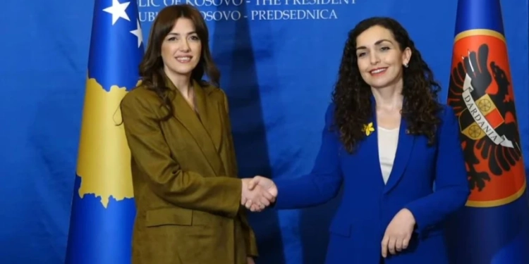 Osmanit i përfundon mandati, Haxhiu ushtruese detyre e presidentes