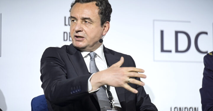 Kurti merr pjesë në Konferencën e Londrës për Mbrojtje