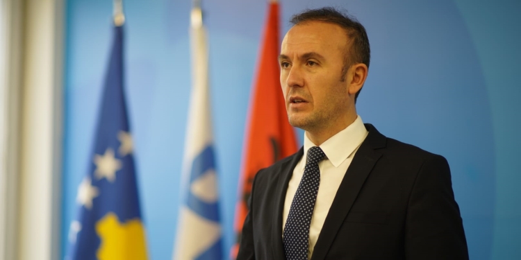 Mustafa: Kurti i trajton postet shtetërore si pazar politik