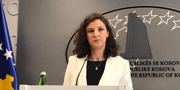 Rizvanolli godet PDK-në: Kërkuan pako emergjente për qytetarët më 3 prill, dje votuan kundër