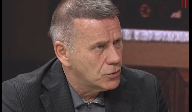 Avni Arifi ironizon Kurtin: Sa herë ka zgjedhje, na jep nga 100 euro