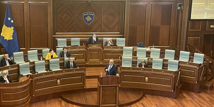 Hamza i reagon Muratit: Ju keni dorë në shkelje kushtetuese