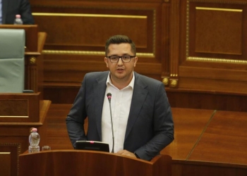 Mustafa: Kurti po dëshiron t’i zë tri pozitat kyçe të shtetit