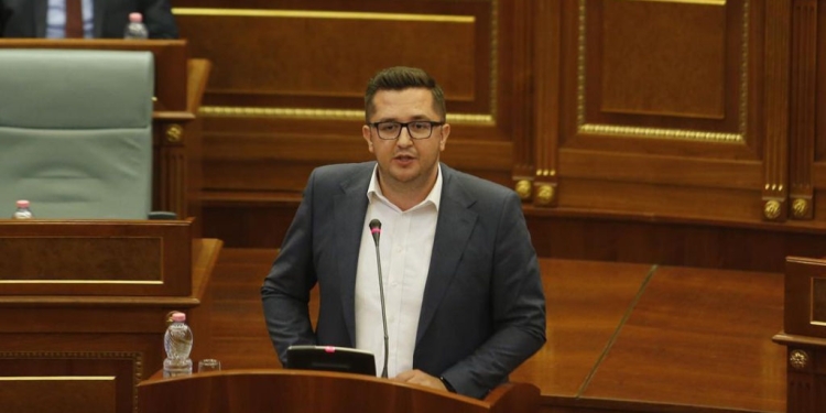 Mustafa: Kurti po dëshiron t’i zë tri pozitat kyçe të shtetit