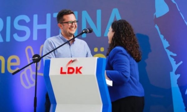 Vjosa Osmani në LDK? Postimi i Besian Mustafës ngjall dyshime