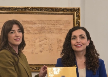 Video e plotë nga ceremonia e dorëzim-pranimit të mandatit të presidentes
