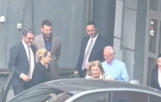 E propozuara e VV-së, Feride Rushiti shihet duke u larguar nga Kuvendi