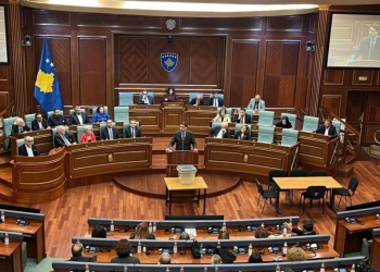 Murati-qytetarëve për opozitën: Kur të vijnë për t’ju kërkuar votën, pyetini pse duhet t’ju votojmë