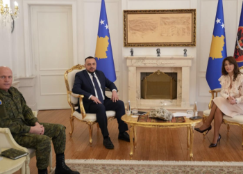 Haxhiu takohet me Maqedoncin e Jasharin, flasin për sfidat aktuale dhe hapat për fuqizimin e FSK-së