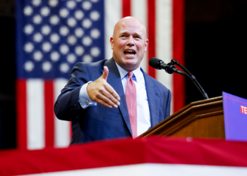 Ambasadori Whitaker ftesë Serbisë të kthehet kah SHBA e NATO dhe që të ketë raporte të mira me fqinjët