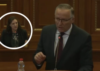 Hamza – Rizvanollit: Kosova mund t’i humbë paratë nga BE-ja, por ti je fajtore, po tentoni t’i trafikoni ligjet