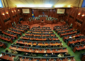 Në mungesë kuorumi, shtyhet votimi i rezolutës së LDK-së për çmimin e naftës