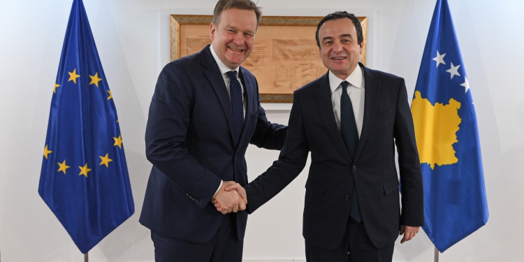 Sorensen në Kosovë – çka pritet nga takimi me Kurtin?