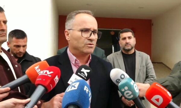 Nënkryetari i Komunës: Dyshohet se vdekja e babait dhe fëmijëve erdhi si pasojë e asfiksisë