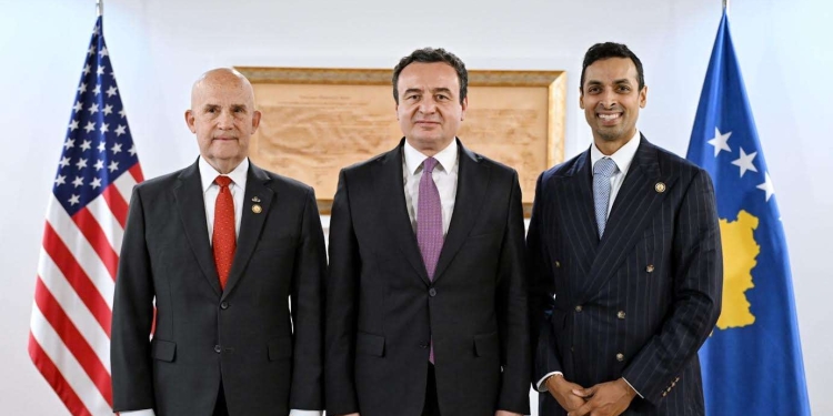 Kryeministri në detyrë Kurti priti delegacionin bipartizan të dy kongresistëve të SHBA-së, Self dhe Subramanyam
