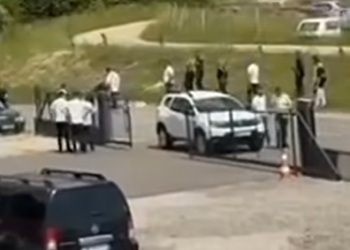 Tragjike: Vetura godet për vdekje këmbësorin në Pejë, shoferi ikën nga vendi i ngjarjes