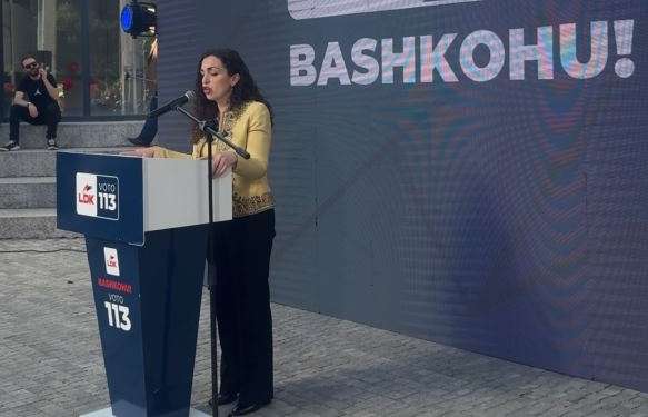 Presidentja Osmani nuk e harron luftën për liri, i përkujton në Kaçanik gratë e rëna për liri