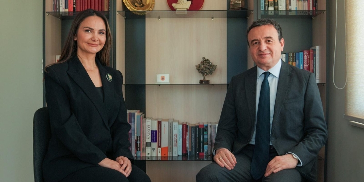 Elvira Ibrahimi-Hoti i bashkohet LVV, pjesë e listës për deputete!